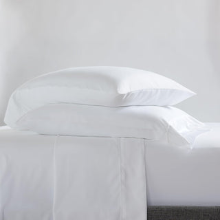 Pack Serta Classic 2 PLAZAS: Juego de Sábanas Blancas + Protector colchón + almohadas