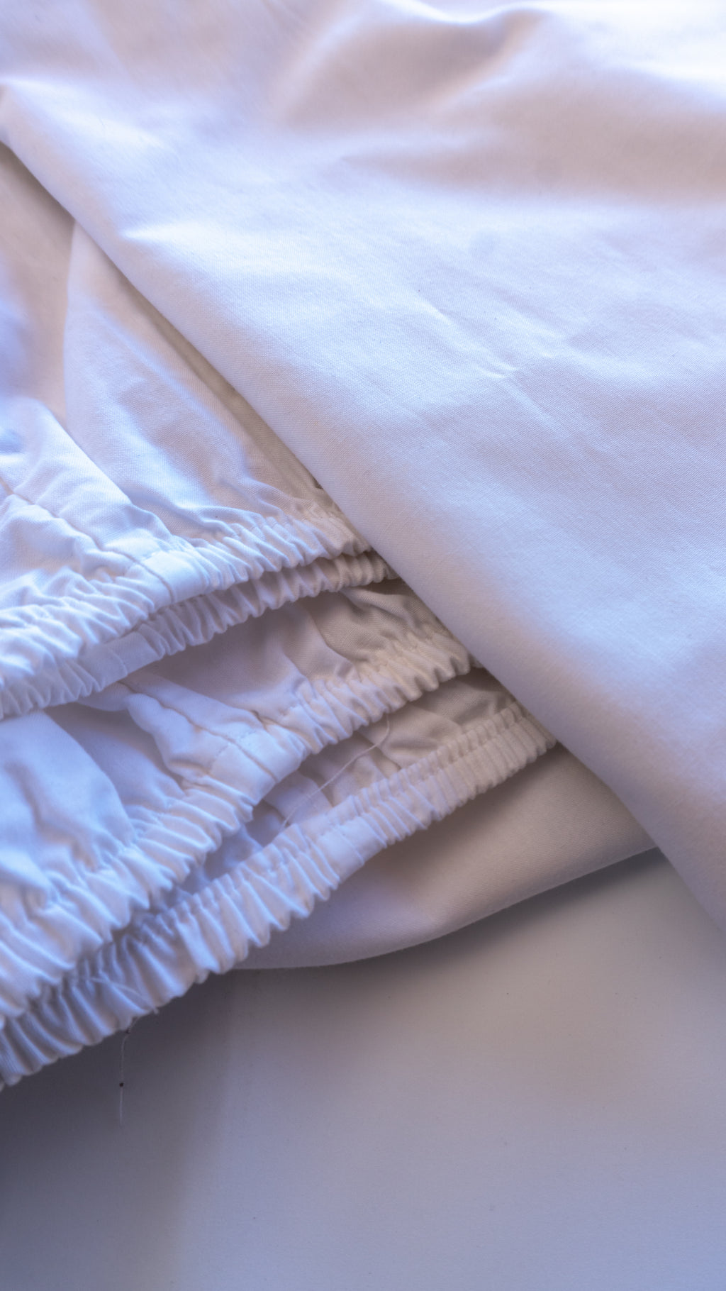 Sábana Bajera Blanca, 3OO hilos.